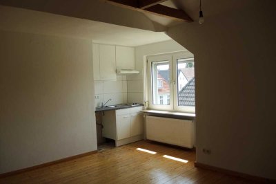 Attraktive und modernisierte 2-Raum-DG-Wohnung in Paderborn