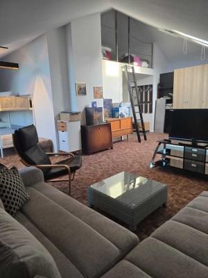 hell, großzügig & vollmöbliert