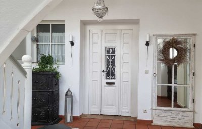 Denkmalgeschützte Unternehmer-Villa – Premium-Domizil für Büro, Showroom und Investment