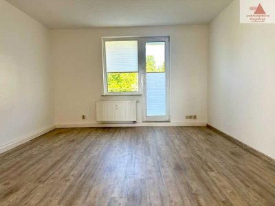 Balkon – schöne Weitsicht – 2-Raum-Wohnung in Geyer!