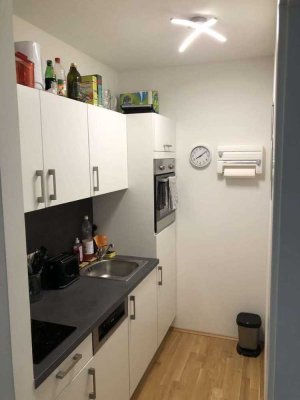 Stilvolle, modernisierte 1,5-Zimmer-Wohnung mit EBK in Speyer