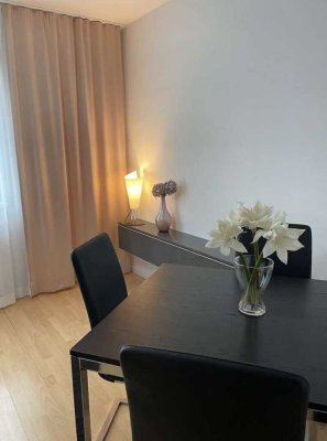 Stilvolle, modernisierte 1,5-Raum-Wohnung mit Einbauküche in Obernburg am Main