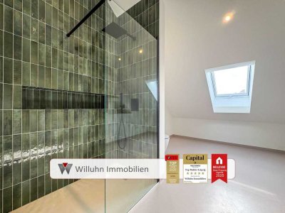 Hochwertig, modern und einzigartig: Erstbezug nach Sanierung mit Loggia, Fußbodenheizung und Parkett