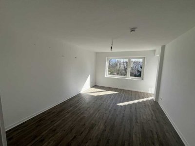 Sanierte 2,5 Zimmer Erdgeschoss Wohnung, zum wohl fühlen.