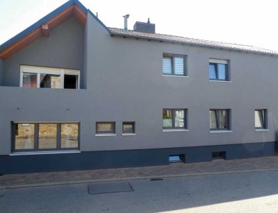 Renoviertes ein - zwei Familienhaus mit Potenzial für die große Familie!
