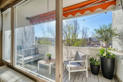 *Fernblick - Uneinsehbar* Sonnige 5,5 Zimmer Wohnung mit 2 Eingängen, 2 Loggien und Garagenbox