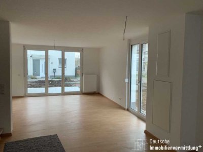 Reiheneckhaus mit Garten, Dachterrasse und Tiefgaragenstellplatz