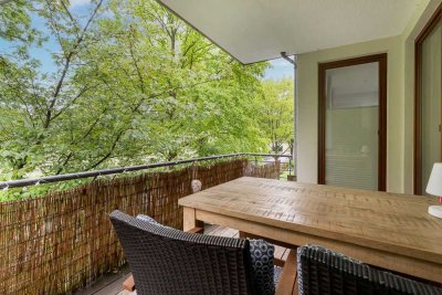 Traumhafte 4-Zimmer mit Balkon, Aufzug und 2 TG-Stellplätzen am Stadtwald