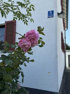 Familienidyll in Aubing: 140 m² Maisonette mit 400 m² Privatgarten