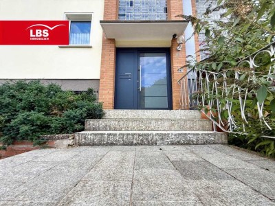 Familiennest mit Zukunft-Zweifamilienhaus mit Garten