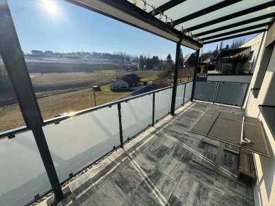 Neuwertige 3 Zimmer Eigentumswohnung (78,06m²) mit großem Balkon &amp; 2 Carports in Jagerberg