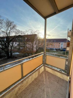 Geräumige 3-Raum-Wohnung in ruhiger Lage!