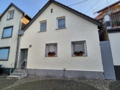 "Gemütliches Einfamilienhaus mit kleinem Innenhof!"