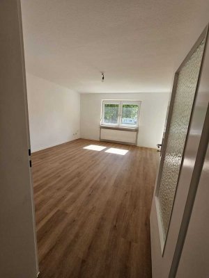 Erstbezug nach Sanierung 2025 in 3,5 Zimmer Wohnung im 1. Stock