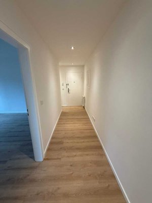 Helle kernsanierte 3-Zimmer-Wohnung in sehr gepflegtem Wohnhaus, 1 Minute zum Grafenberger Wald