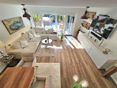 Lichtdurchflutete Terrassenwohnung im EG über zwei Ebenen im Alstertal