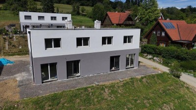 2 neue Doppelhaushälften ca. 116 m² in Ruhelage mit PV &amp; 2 Carports nahe Laßnitzhöhe!