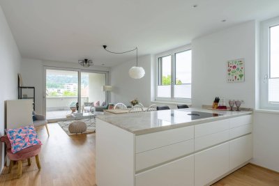 Exklusive 2,5-Zimmer-DG-Wohnung mit Balkon in Feldkirch (ohne Makler)