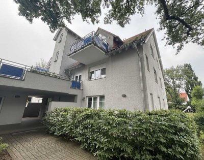 Helle 3-Zimmer Wohnung im 1. OG mit Balkon in Berlin-Französisch Buchholz