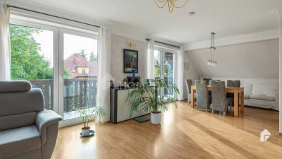 Einladende DG-Wohnung zur Nähe des Dahme-Ufers: 2 Zimmer, Balkon, EBK, Stellplatz und Garten