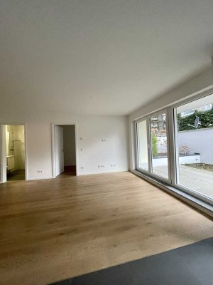 Exklusive 2,5-Zimmer-EG-Wohnung mit Terrasse und EBK in Mainz
