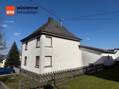 Geräumiges Einfamilienhaus in ländlicher Ortsrandlage von Holler!
