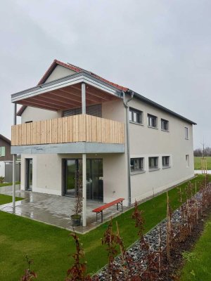 **Exklusiv** Moderne 3-Zimmer-Wohnung mit hochwertiger Ausstattung und Balkon