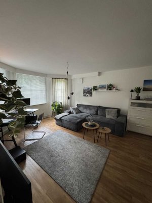 Schöne Souterrain-Wohnung direkt am Barockgarten