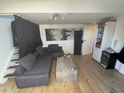 Bezugsfrei ab 01.06. - Lichtdurchflutete 1,5 Zimmer- Wohnung in Oberneuching!