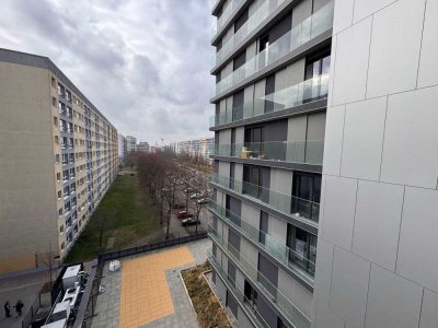 Mitte: Köpenicker Str.: u.a. VERMIETETE 1-Zi-NEUBAU-Whg. im 7. OG - 36 m² per SOFORT zu VERKAUFEN