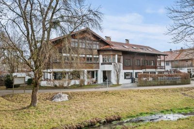 3-Zimmer-Erdgeschosswohnung mit Terrasse am Hachinger Bach in Oberhaching