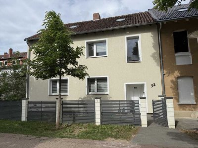 Großes Haus 6 Zimmer mit Balkon und Fensterbad in Helmstedt Zentrum