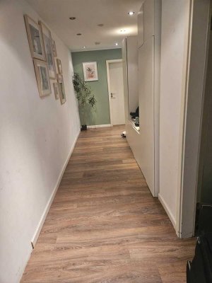 Helle 4-Zimmer-Wohnung mit Balkon in ruhiger Lage von Wuppertal-Barmen Hatzfeld