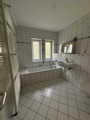 Exklusive, gepflegte 2-Zimmer-Hochparterre-Wohnung in Frankenthal (Pfalz)