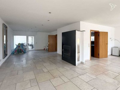 FÜR GENERATIONEN GEBAUT � Geräumiges Einfamilienhaus mit Garten und Einliegerwohnung in Nauheim!