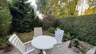 Wohnen im Grünen – großzügiges Reihenhaus mit sonnigem Garten in absoluter Ruhelage | ZELLMANN IMMOBILIEN