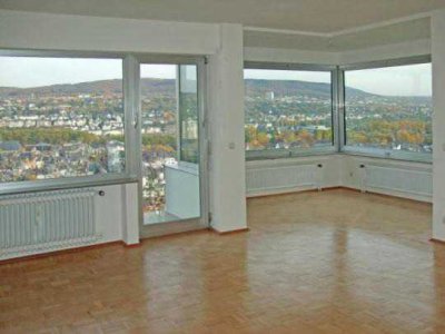 Grandioser Fernblick in fußläufiger Lage zu Innenstadt und Bhf. - mit Balkon und Küche