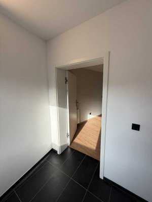 Erstbezug: exklusive Wohnung 1. OG mit Burgblick