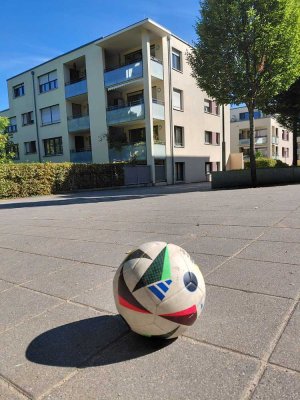 Schönes modernes Reihenhaus / Maisonette, ohne Dachschrägen
