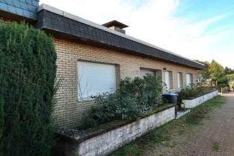 450 - Doppelhaushälfte im Bungalowstil mit Garagengrundstück, Garten & Terrasse in Ennepetal