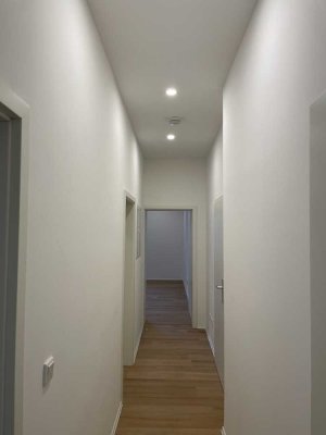 Vollsanierte 2-Zimmer Wohnung  mit eigener Terrasse  in Würzburg-Grombühl zu Vermieten
