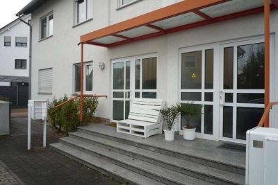 Weiterstadt-Gräfenhausen ** Gepflegtes modernes 6-Familienhaus mit großem Garten **