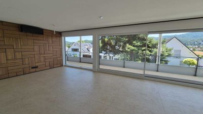 Exklusive, neuwertige Maisonette-Wohnung mit lux. Innenausstattung und Gartenanteil in Bickenbach