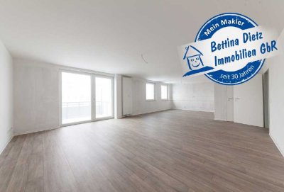 DIETZ: Vollmodernisierte 3 Zi. Wohnung mit Balkon, PKW-Stellplatz und Kellerraum!