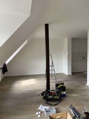 Helle 3-Zimmer Dachgeschosswohnung in Krefeld Inrath/Kliedbruch