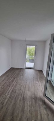 Attraktive 2-Zimmer-Wohnung mit EBK und XXL-Balkon, Baujahr 2023
