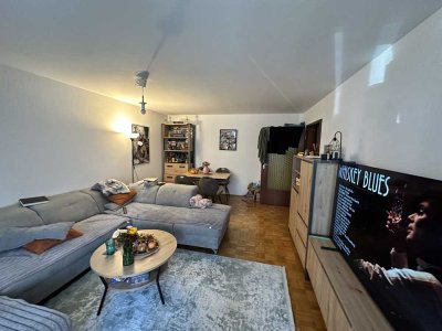 Bezugsfertig & teilmöbliert: 2-Zimmer-Wohnung mit Balkon und Einbauküche in Neu-Ulm