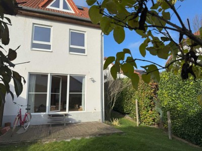 Reihenendhaus in Saulheimer Ortsrandlage