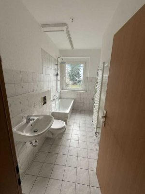 Wohnen am Stadtwald – helle 3-Raum-Wohnung mit viel Lebensqualität