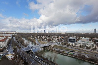 TOP-Ausblick: City mit Stephansdom, Donaukanal, Prater. Concierge, Party & BBQ Lounge, Pool usw.
